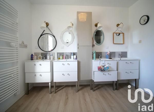 Maison à vendre 7 pièces 166 m² Plougoumelen