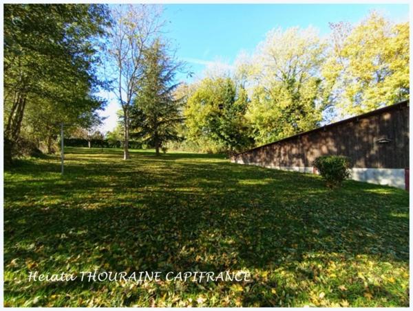 Maison à vendre Charmante maison de plain-pied sur grand terrain arboré – prête à vous accueillir ! 🌳à SAINT MARTIN DE SAINT MAIXENT (79)