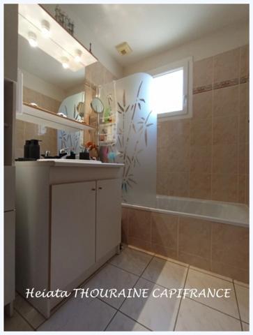 Maison à vendre Charmante maison de plain-pied sur grand terrain arboré – prête à vous accueillir ! 🌳à SAINT MARTIN DE SAINT MAIXENT (79)