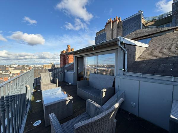 ANGERS HYPER-CENTRE ? DUPLEX D'EXCEPTION AVEC TERRASSE ET VUE PANORAMIQUE