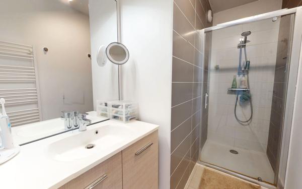 Appartement à vendre    4 pièces • 92,69 m2 Lyon 5