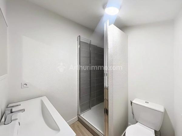 Location                                                      Appartement
                        
                     4 pièces                      68 m2                     à Clermont-Ferrand