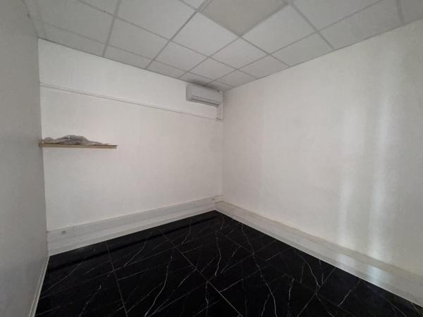 Location / Bureaux à Baie-Mahault (97122)