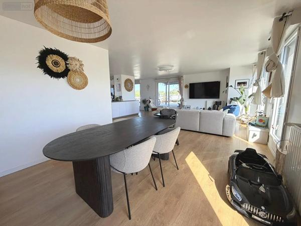 Achat - Appartement Cesson-Sévigné 35510 5 pièces 123 m 2 160 m 2