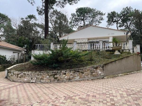 Maison à SAINT-GEORGES-DE-DIDONNE, 17110 - 10 pièces 178m²