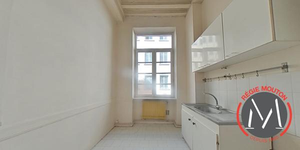 31 RUE IMBERT COLOMES