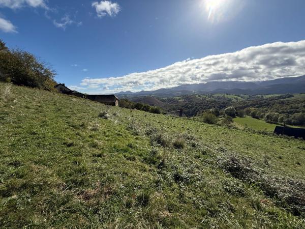 Terrain avec permis sur JULOS