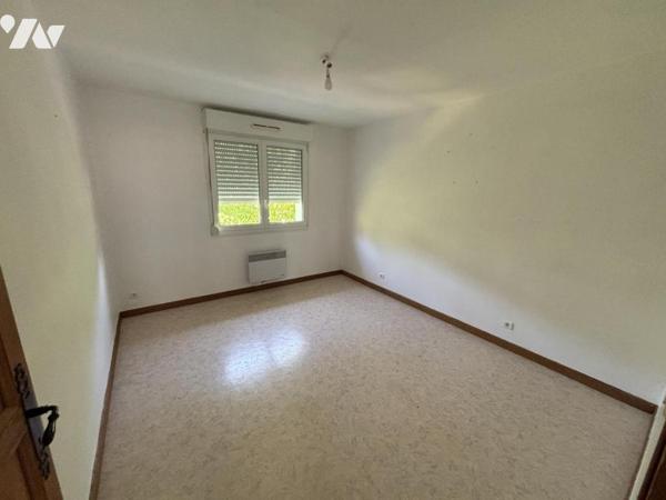 Appartement T4 au 1er (environ 110 m² habitables) avec garage - secteur calme (proche frontière)