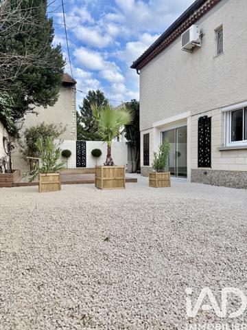 Maison à vendre 5 pièces 137 m² Avignon