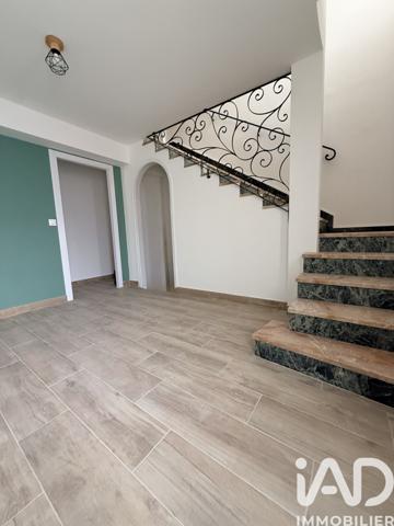 Maison à vendre 5 pièces 137 m² Avignon