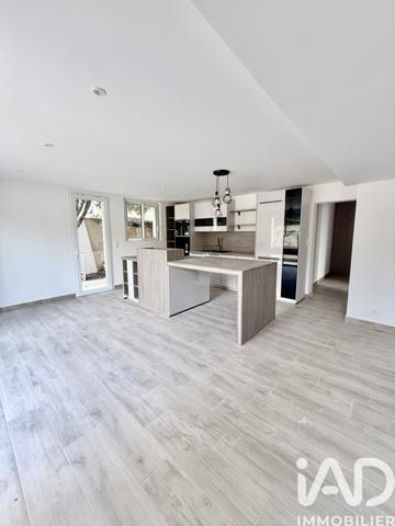 Maison à vendre 5 pièces 137 m² Avignon