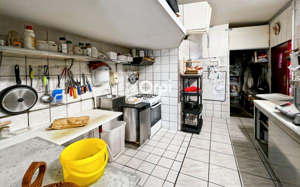 Maison à vendre    2 pièces •  Bézenet