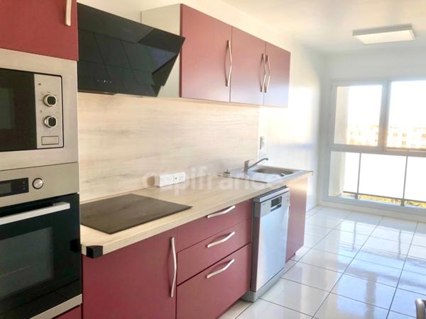 ***Le Havre*** Appartement T3 vendu loué avec ascenseur, balcon, vue dégagée