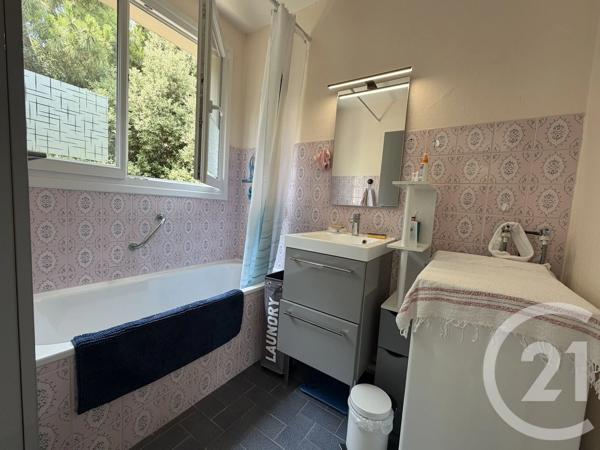 Appartement T2 à vendre  3 pièces - 47 m 2   JARD SUR MER  - 85