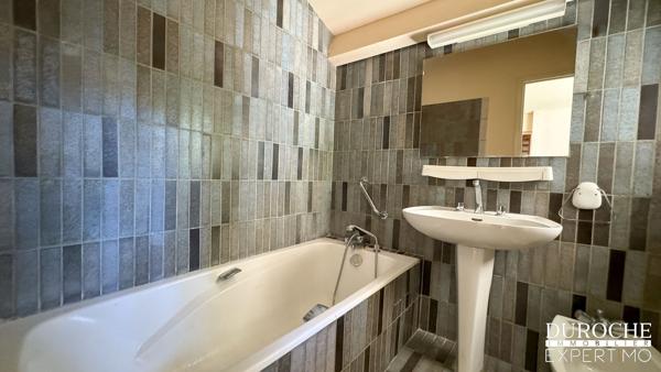 Orange – Villa d’architecte des années 70 sur 1 055 m² de terrain