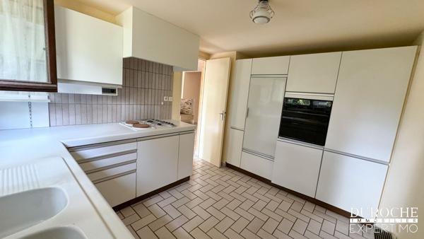 Orange – Villa d’architecte des années 70 sur 1 055 m² de terrain