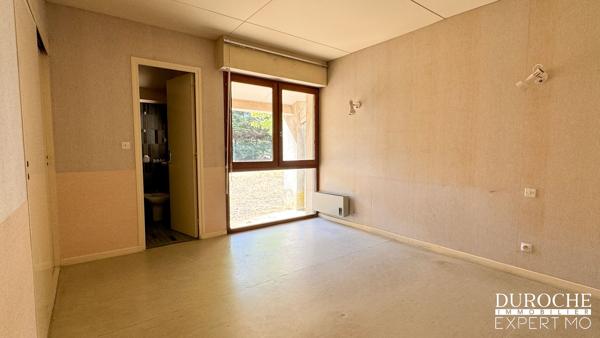 Orange – Villa d’architecte des années 70 sur 1 055 m² de terrain