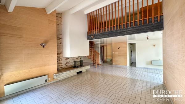 Orange – Villa d’architecte des années 70 sur 1 055 m² de terrain