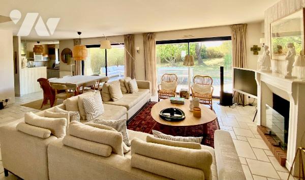 ARZON PLAGE - Belle contemporaine de 7 pièces à deux pas de la plage