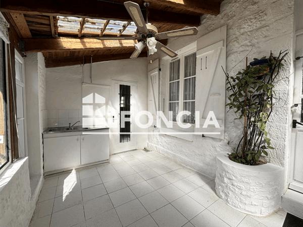 Location Maison 4 pièces 86 m² - 15 RUE DU DOCTEUR DELETANT La Rochelle 17000
