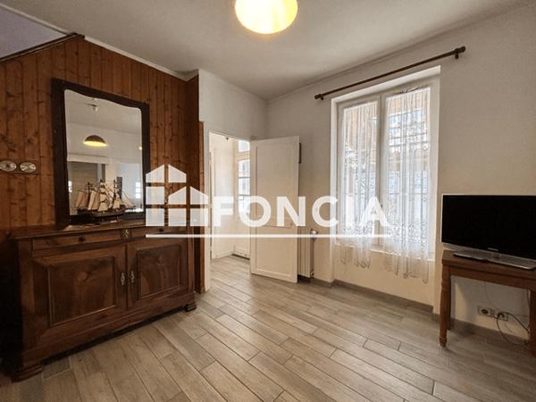 Location Maison 4 pièces 86 m² - 15 RUE DU DOCTEUR DELETANT La Rochelle 17000