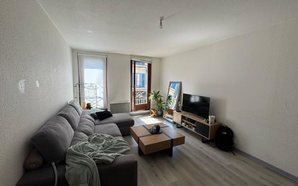 Appartement à louer    2 pièces • 53 m2 Bar-le-Duc