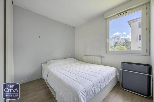 Appartement à vendre 2 pièces 38m² Chambéry (73000)