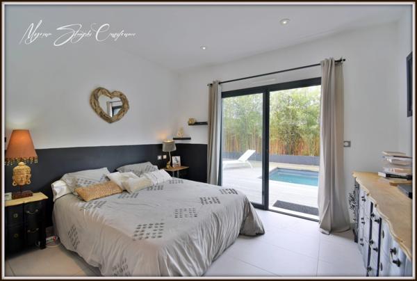 Maison atypique à vendre 5 pièces à ANGRESE(40) quartier calme.