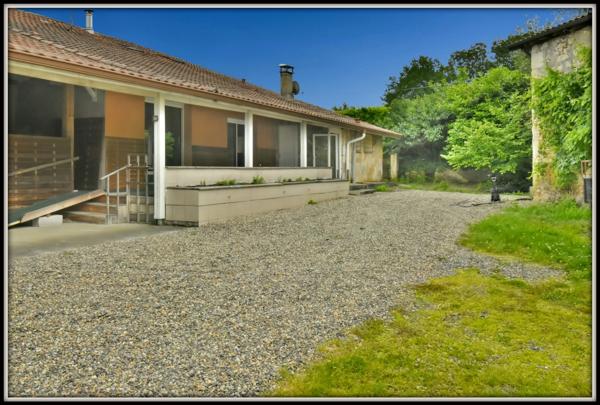 PROCHE DAX ( 20 mn côté EST ) - MAISON EN PIERRE RENOVEE - 115 m²