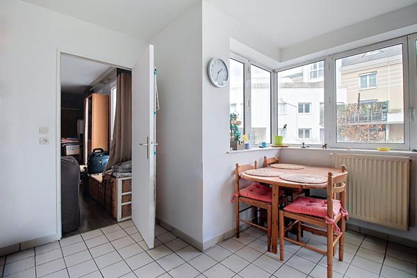 STUDIO RUEIL-MALMAISON, IDEAL INVESTISSEMENT LOCATIF, 5 MIN GARE RER, BOX