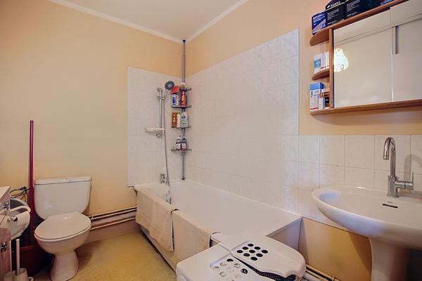 STUDIO RUEIL-MALMAISON, IDEAL INVESTISSEMENT LOCATIF, 5 MIN GARE RER, BOX