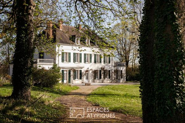 Maison patronale sur 9ha avec dépendances aux portes de Dole