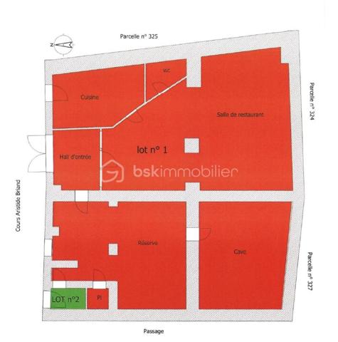 Maison de village de 450 m²