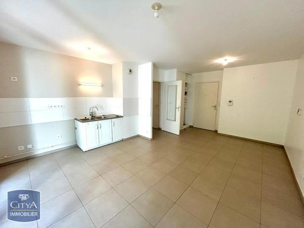 Appartement à louer 2 pièces 46.49m² Bourg-en-Bresse (01000)