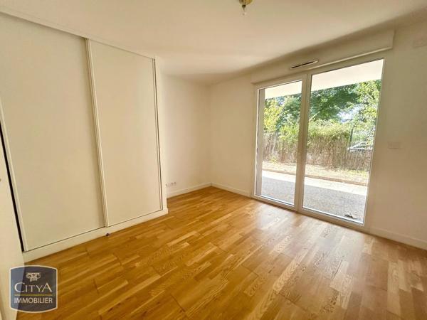 Appartement à louer 2 pièces 46.49m² Bourg-en-Bresse (01000)