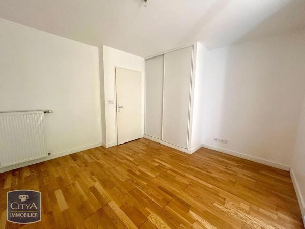Appartement à louer 2 pièces 46.49m² Bourg-en-Bresse (01000)