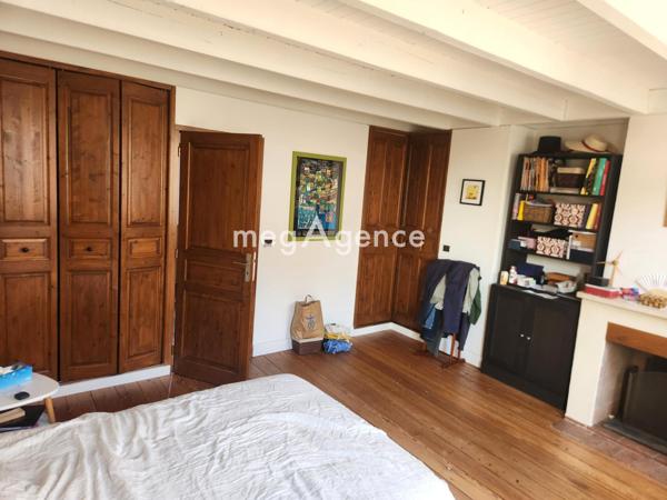 Maison à BEGLES, 33130 - 8 pièces 230m²