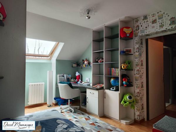 Verneuil-sur-Seine (78480) SOUS-OFFRE Maison lumineuse 3 chambres + combles aménagés