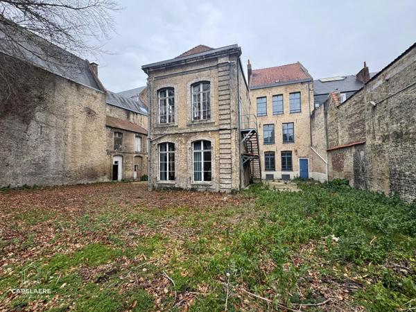 Saint-Omer (62500) Ensemble immobilier de caractère à potentiel - Saint Omer