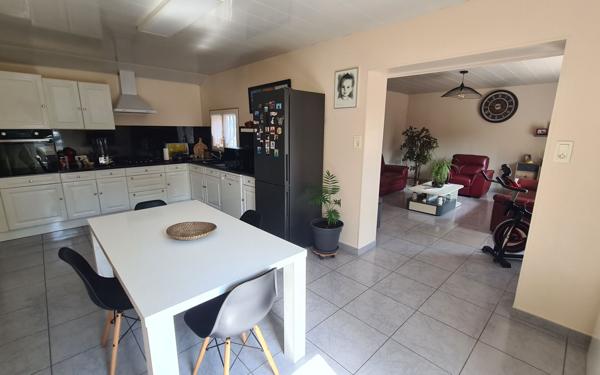 Maison à vendre    4 pièces •  Ambarès-et-Lagrave