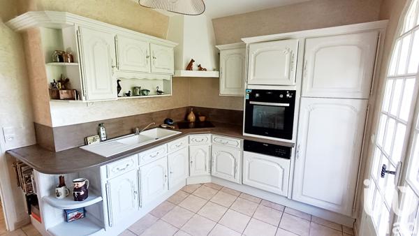 Maison à vendre 5 pièces 117 m² Châteauroux