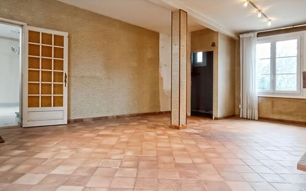 Maison à vendre    5 pièces •  Saint-Pierre-des-Corps