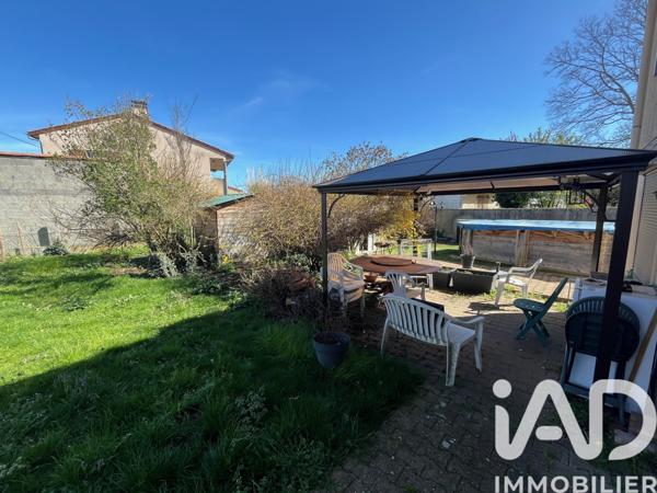 Maison à vendre 9 pièces 177 m² Lussat