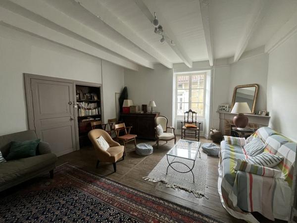 Maison à vendre |  Varaignes |  4 pièces | 140 m²