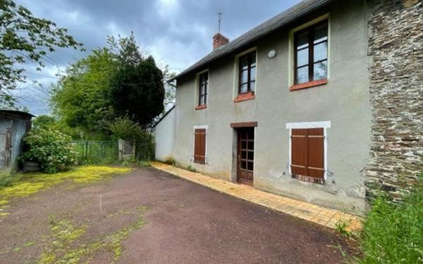 Maison à vendre    3 pièces • 3 700 m2 La Barre-de-Semilly