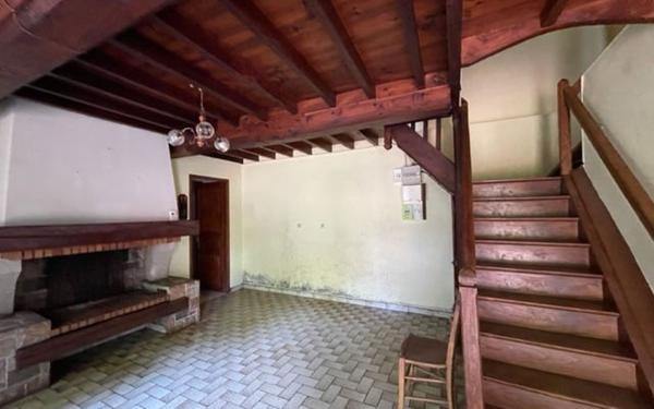 Maison à vendre    3 pièces • 3 700 m2 La Barre-de-Semilly