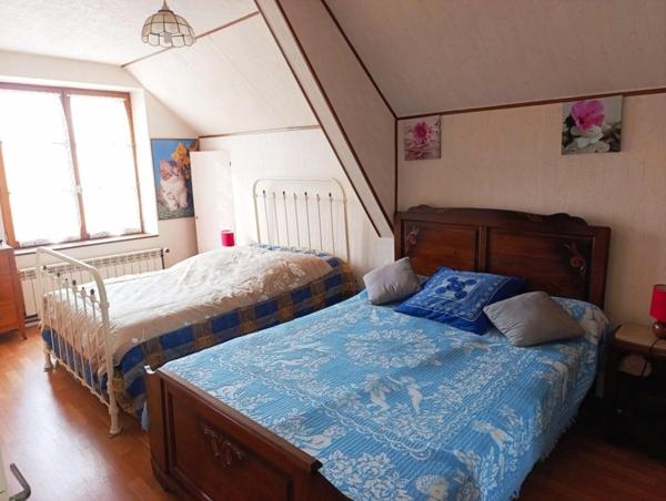 Maison avec jardin, dépendances et vie de plain-pied