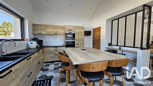 Maison à vendre 5 pièces 136 m² Saint-Philbert-de-Grand-Lieu