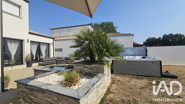 Maison à vendre 5 pièces 136 m² Saint-Philbert-de-Grand-Lieu