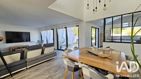Maison à vendre 5 pièces 136 m² Saint-Philbert-de-Grand-Lieu